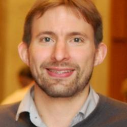 Dr Sebastian  Ahnert
